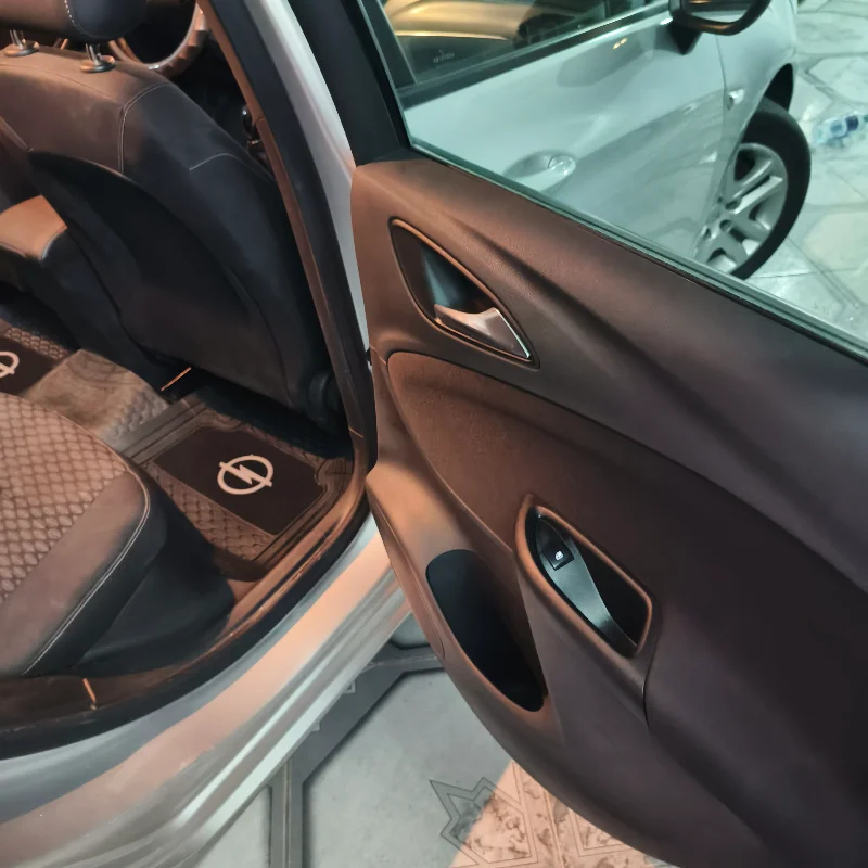 Opel Astra - Photo 2