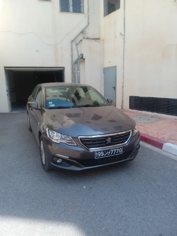 Peugeot 301 2017 Essence