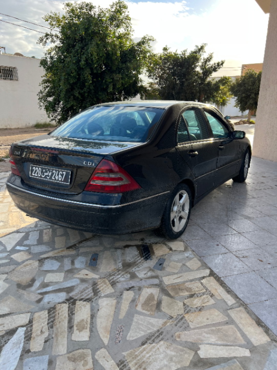 Mercedes Classe C - Photo 4