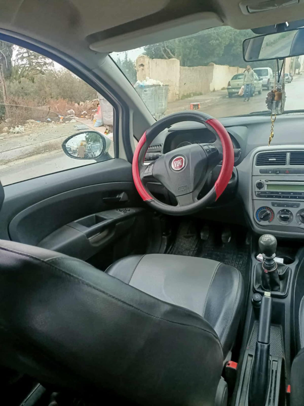 Fiat GRANDE PUNTO - Photo 4
