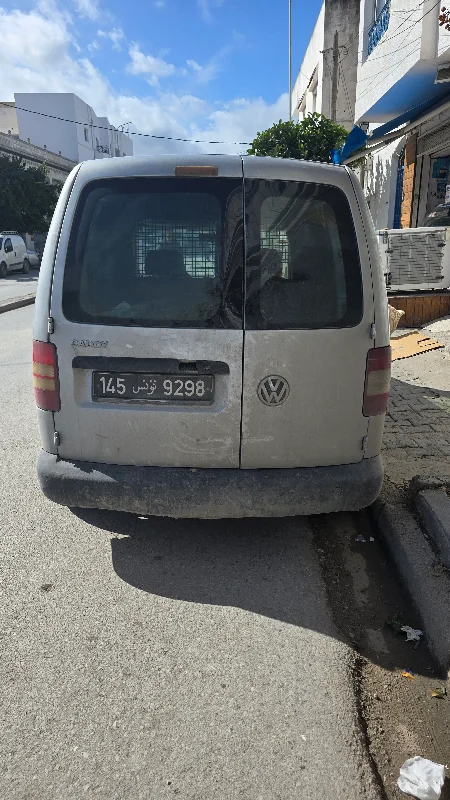 Volkswagen Caddy - Photo 2