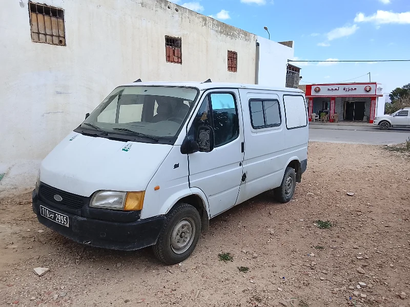 Ford TRANSIT - Photo 9