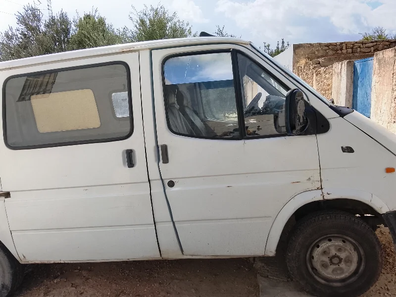 Ford TRANSIT - Photo 4