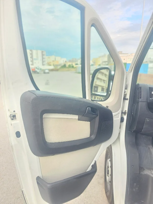 Citroen JUMPER - Photo 2