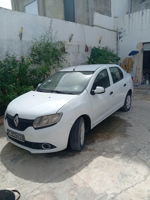 Renault Symbol 2015 Essence