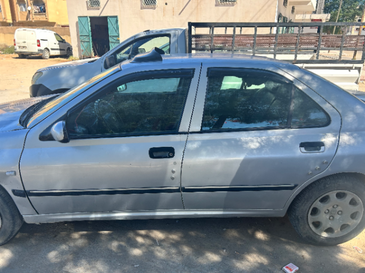 Peugeot 406 - Photo 2