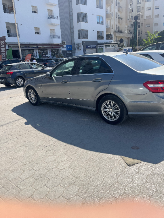 Mercedes Classe E - Photo 9