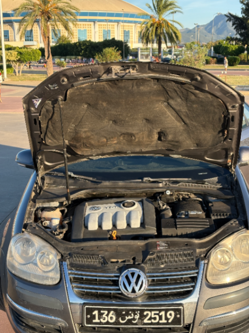 Volkswagen Jetta - Photo 7