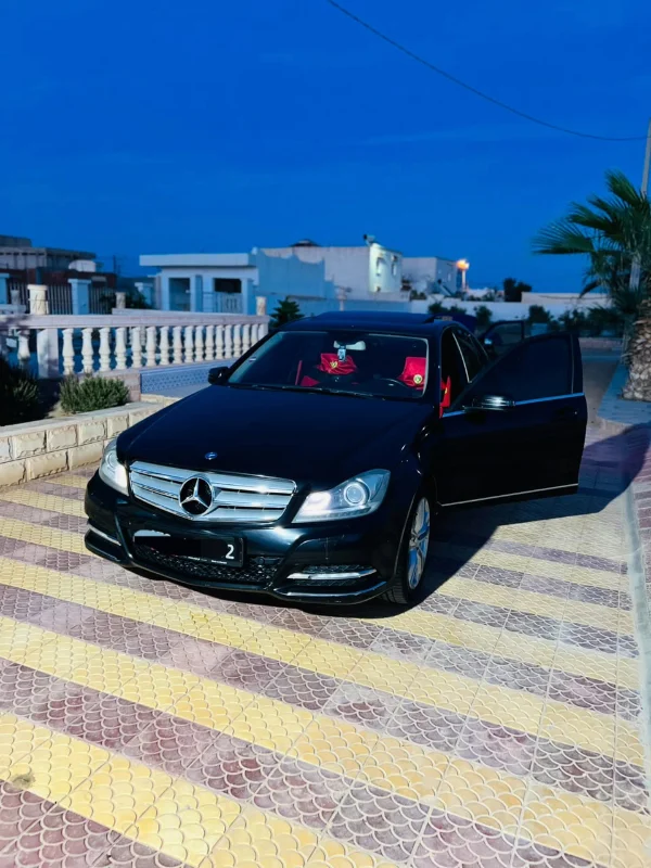 Mercedes Classe C - Photo 4