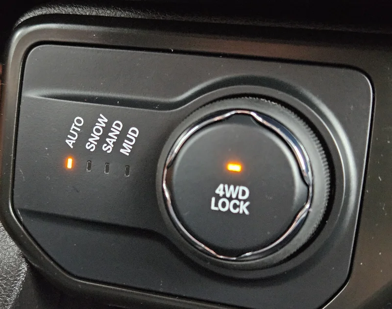 Jeep RENEGADE - Photo 3