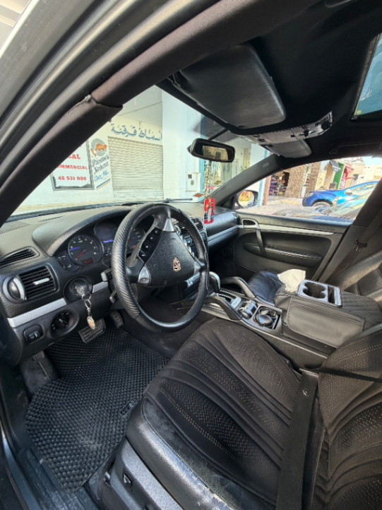 Porsche Cayenne - Photo 8