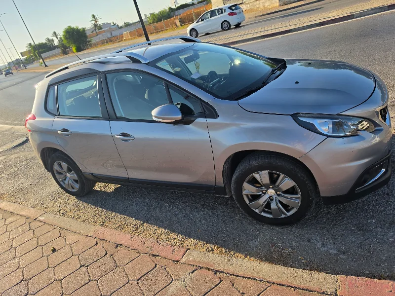 Peugeot 2008 2020 Essence