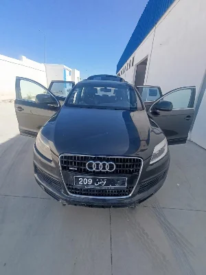 Audi Q7 - Photo 9