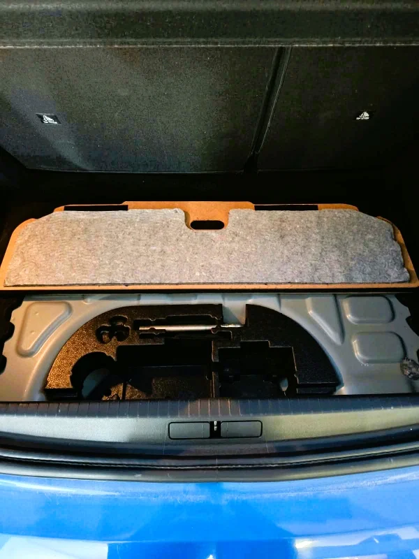 Peugeot 208 - Photo 12