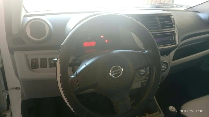 Nissan Pixo - Photo 6