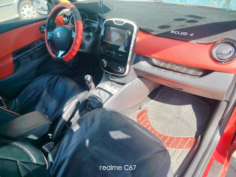 Renault Clio - Photo 6