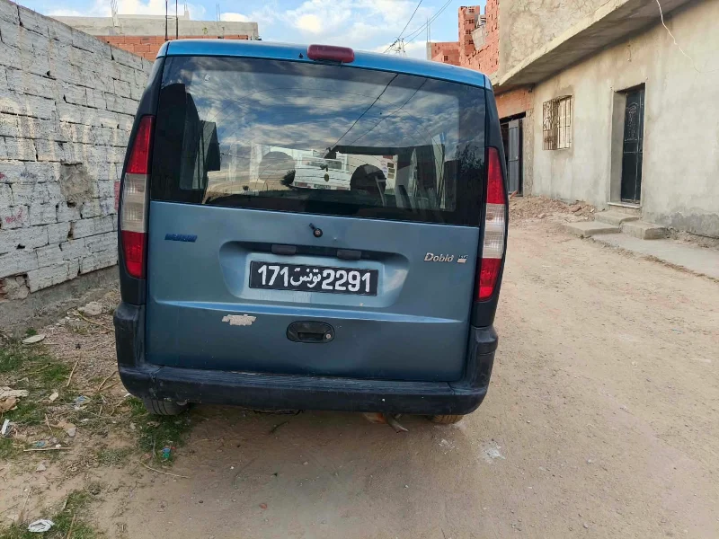Fiat DOBLO - Photo 2