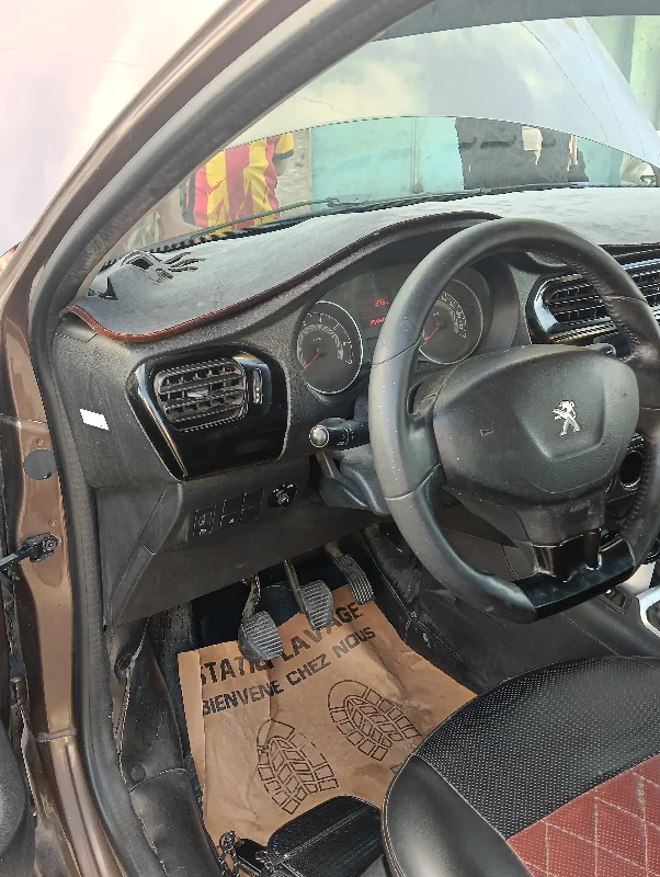 Peugeot 301 - Photo 9