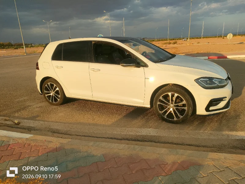 Volkswagen Golf - Photo 2