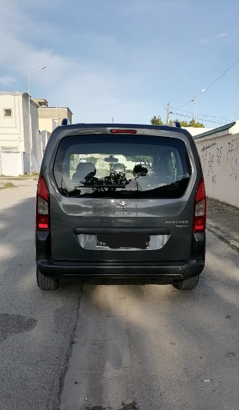 Peugeot Partner - Photo 10