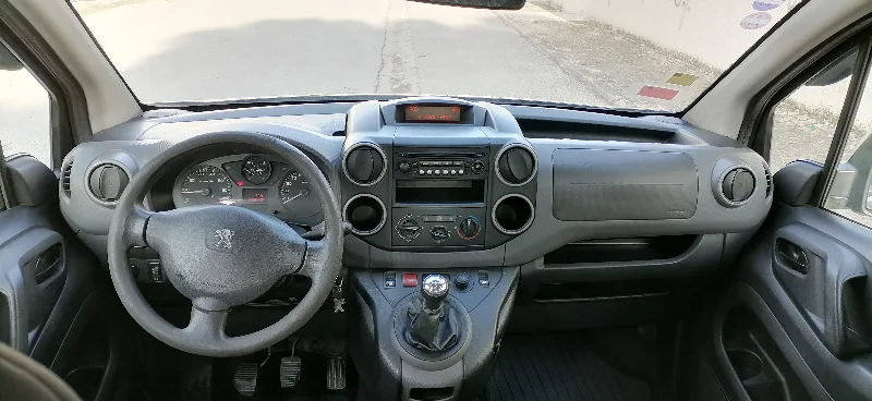 Peugeot Partner - Photo 7