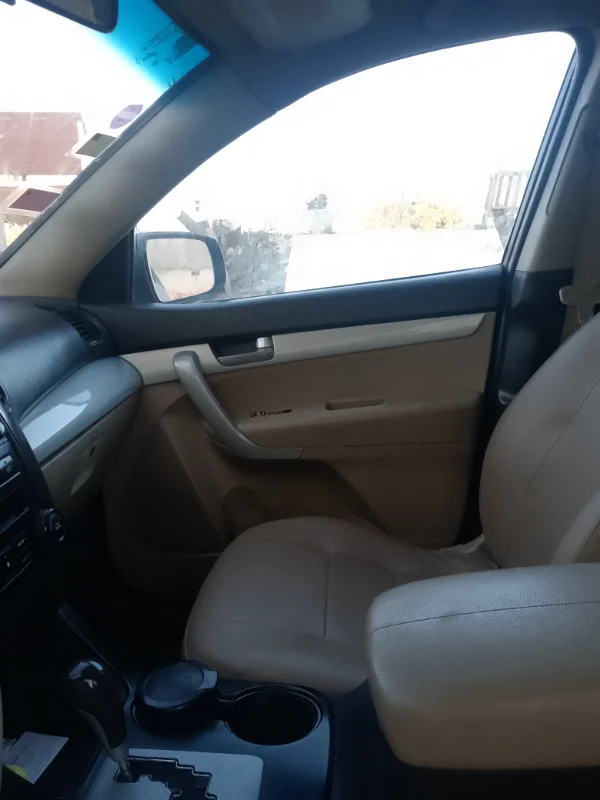 Kia SORENTO - Photo 4