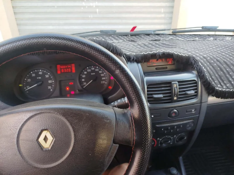 Renault Clio - Photo 4