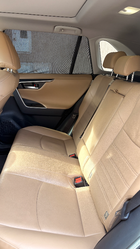 Toyota RAV4 - Photo 9