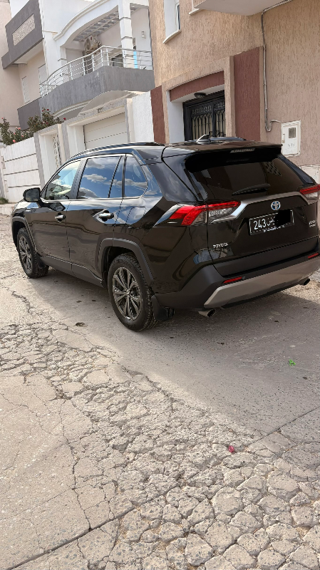 Toyota RAV4 - Photo 2
