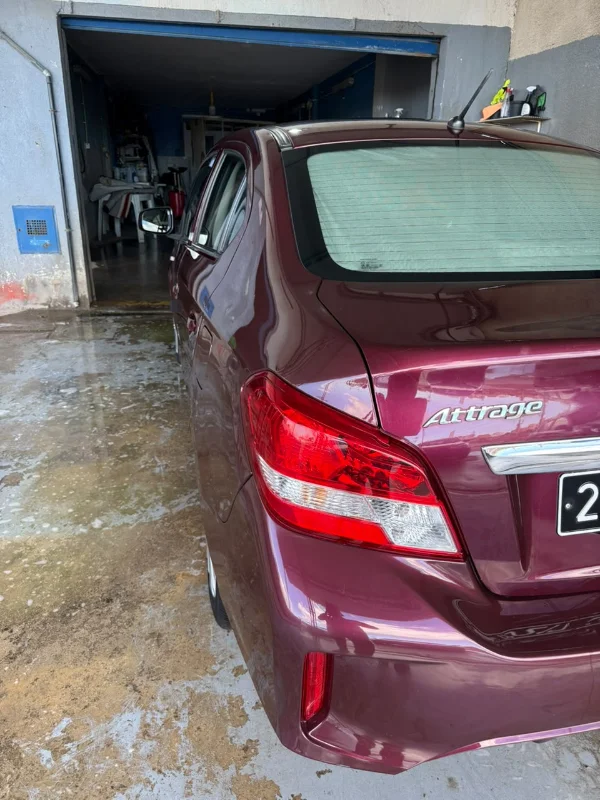 Mitsubishi Attrage - Photo 2