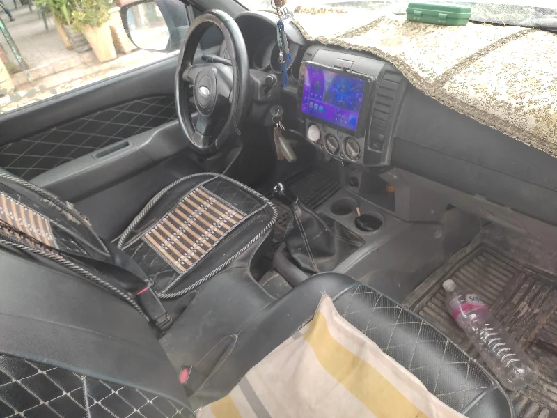 Ford RANGER - Photo 2