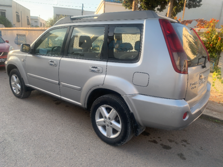 Nissan X-trail - Photo 10