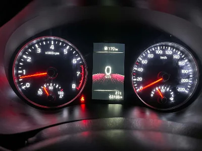 Kia RIO - Photo 2