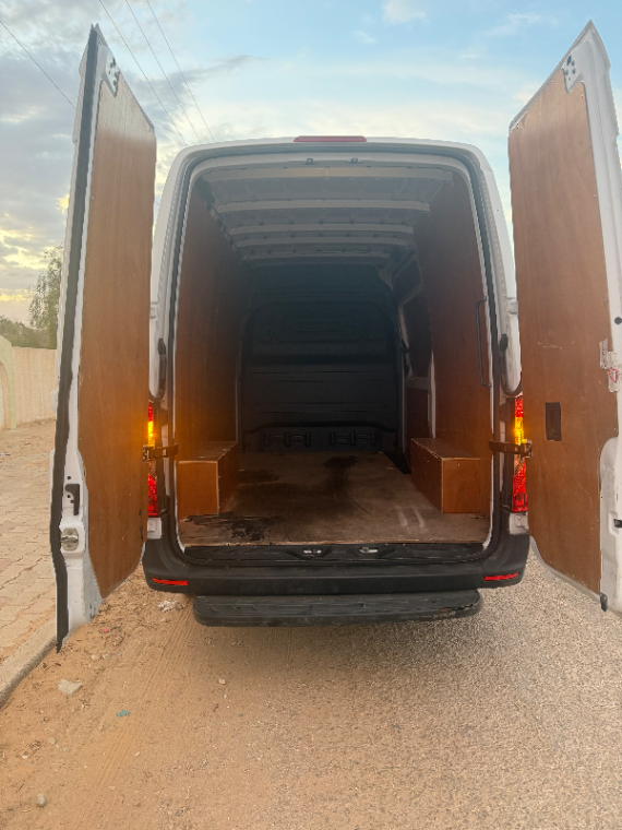 Mercedes Sprinter - Photo 8