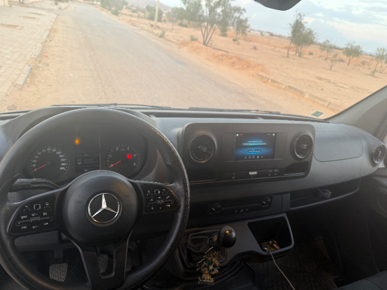 Mercedes Sprinter - Photo 4