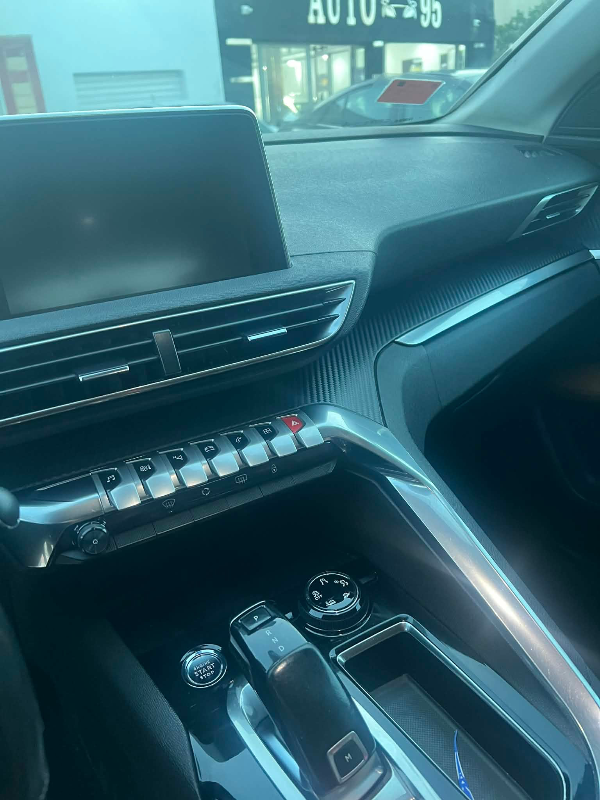 Peugeot 3008 - Photo 8