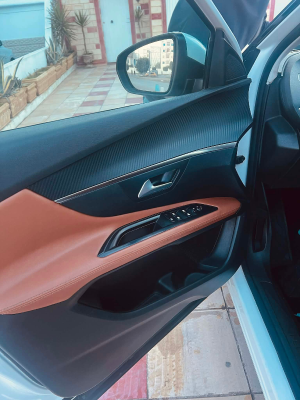 Peugeot 3008 - Photo 5