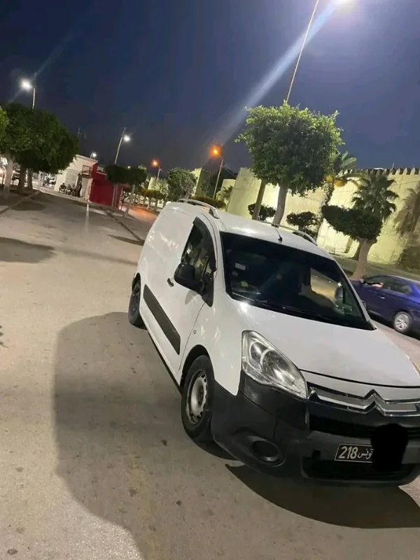Citroen BERLINGO II - Photo 5