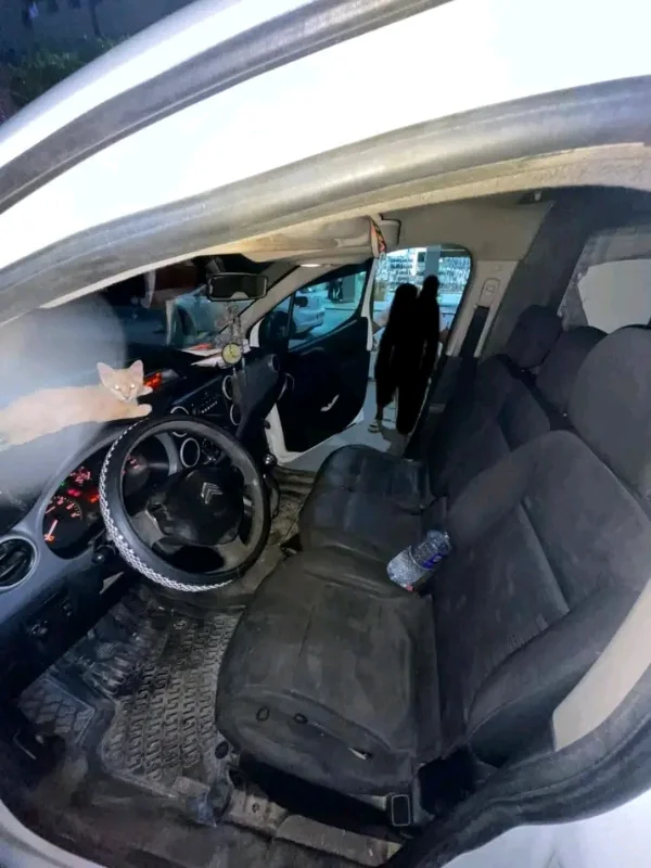 Citroen BERLINGO II - Photo 2