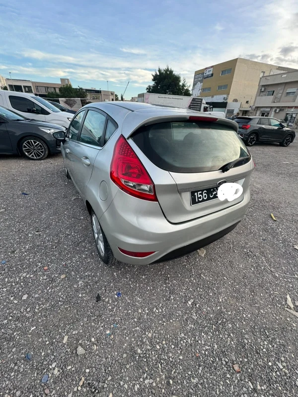 Ford FIESTA - Photo 10