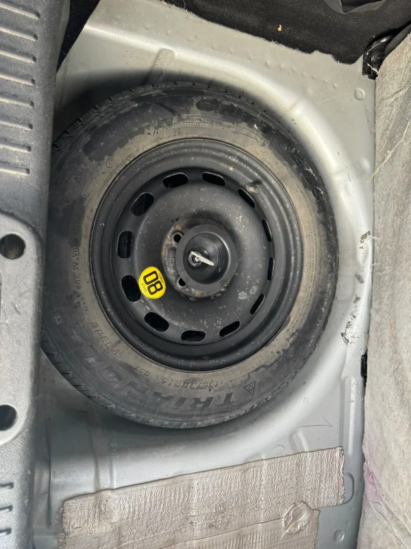 Ford FIESTA - Photo 6