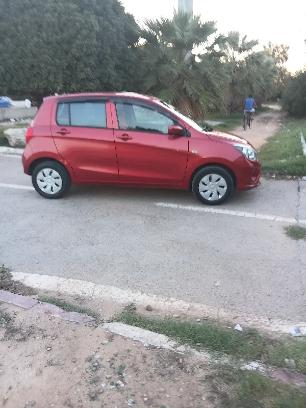 Suzuki Celerio - Photo 9