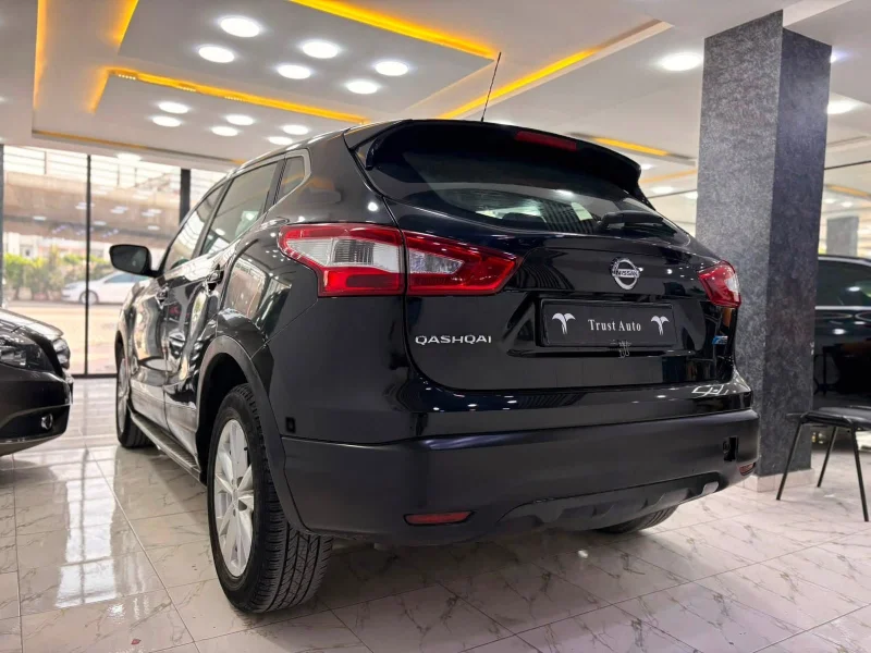 Nissan Qashqai - Photo 4