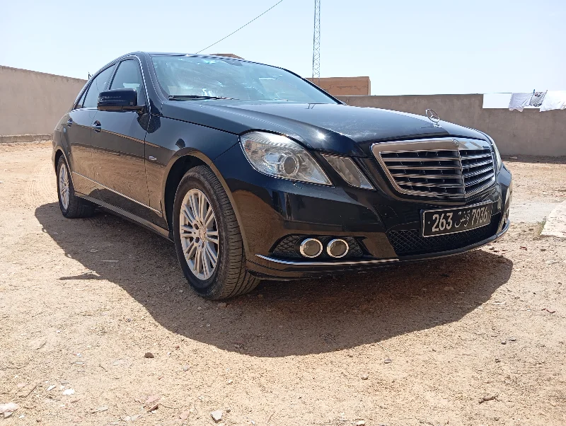 Mercedes 200 - Photo 7