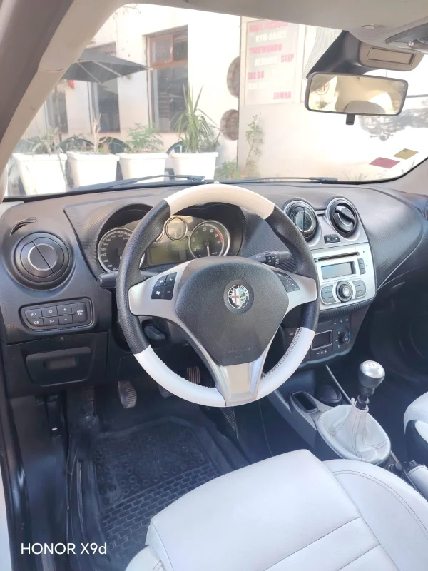 Alfa romeo MITO - Photo 2