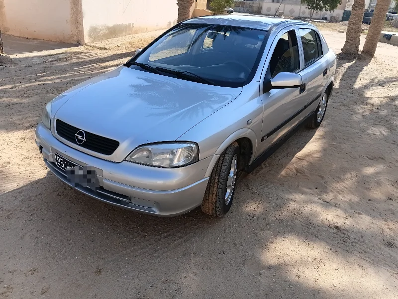 Opel Astra - Photo 8