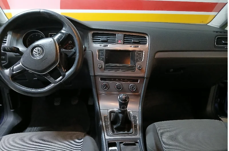 Volkswagen Golf 7 - Photo 3