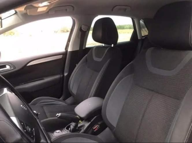 Citroen C4 - Photo 4