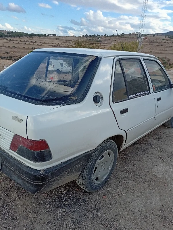 Peugeot 309 - Photo 2