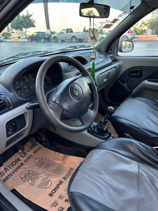 Renault Clio - Photo 6